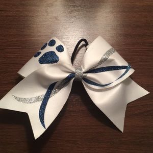 FREE WITH LITTLE GIRL PURCHASE